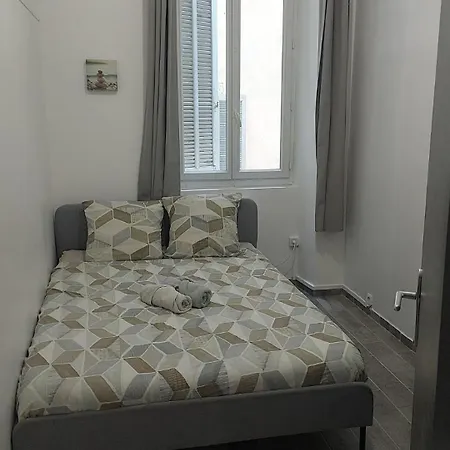 L'haussmannien 65, 4 Chambres, 10 Couchages Apartamento Marselha
