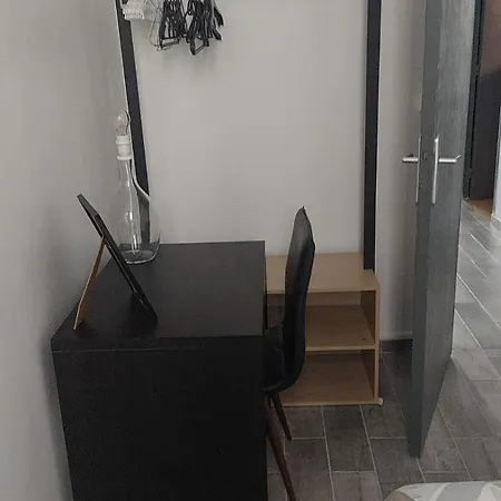 L'haussmannien 65, 4 Chambres, 10 Couchages * Marselha
